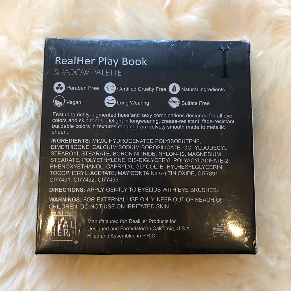 RealHer Eyeshadow Palette: Play Book 1 - Picture 3 of 3